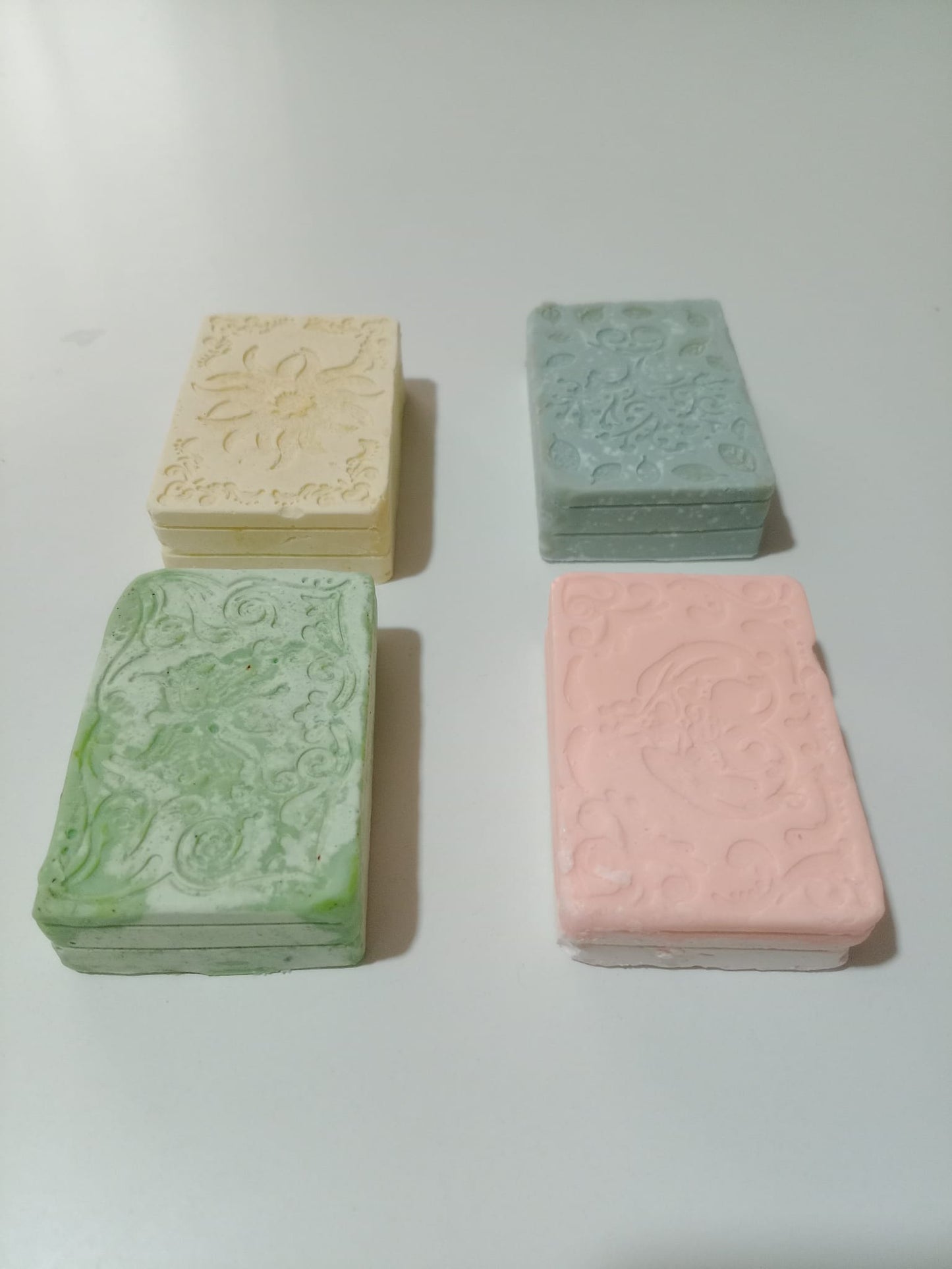 Sabonete de azeite retangular aromático